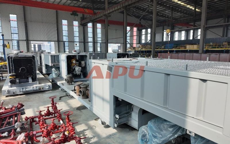 生产正酣！艾普固控全力推进350HP车载修井机配套泥浆罐按期交付